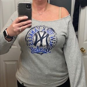 New York Yankees off the shoulder sweatshirt